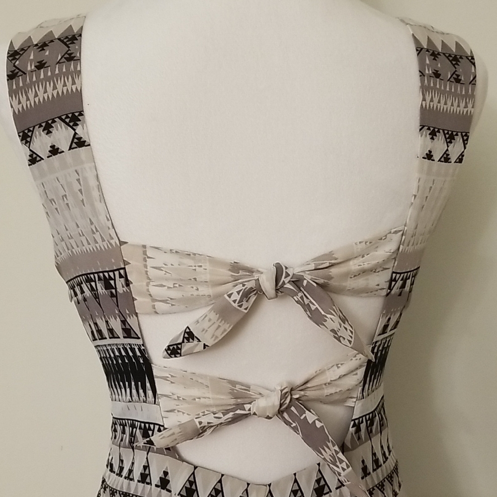 Bcbgeneration Sleeveless Geometric Pattern Romper - image 6